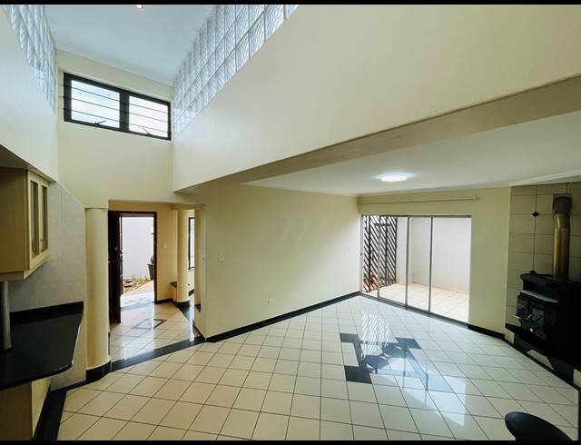 5 BEDROOM CLUSTER RENTED IN PAULSHOF